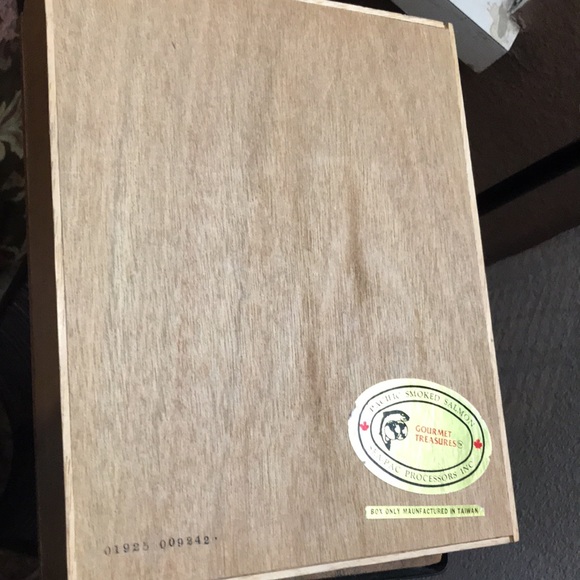 Inuit Two Salmon Tile Art Box Vintage Beautiful - Picture 12 of 13